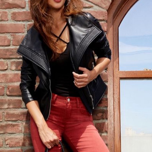 Guess Jackets & Blazers - 🔥🔥GUESS FAUX-LEATHER MOTO JACKET NWT